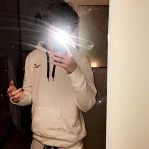 Meet your Posher, Hunter